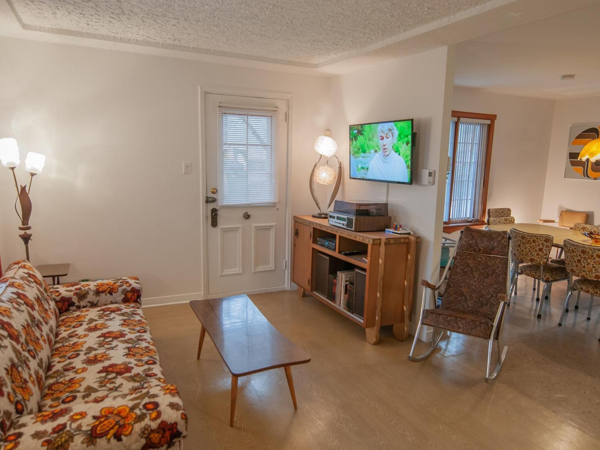 La Maison Gagnon Chicoutimi エクステリア 写真